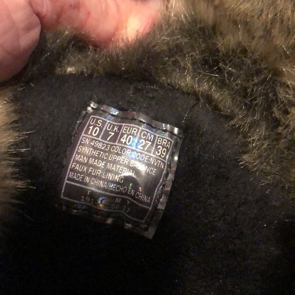 NWT Skechers Faux Fur Windom Winter Waterproof Boots - Picture 9 of 9